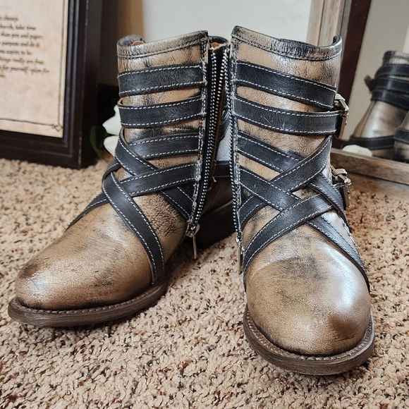 NEW Freebird Redmond NIB Ankle Boots Moto Western Bohemian Booties Harness Fall - Picture 14 of 16